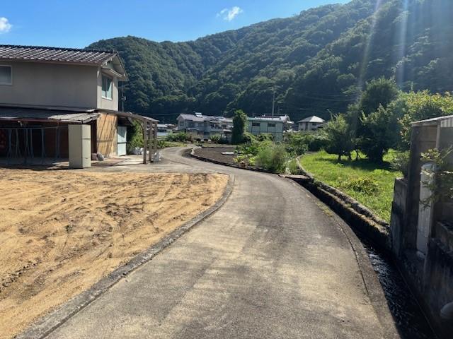 detached 広島県府中市河南町 地図を見る