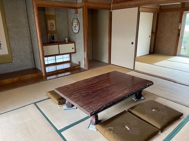 detached 広島県府中市河南町 地図を見る