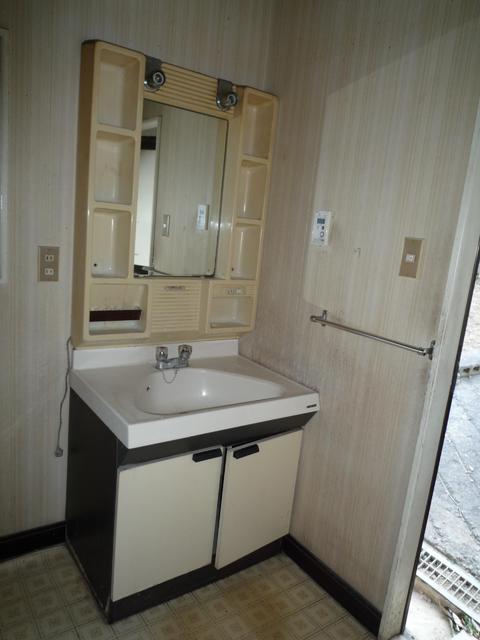 detached 広島県福山市熊野町 地図を見る