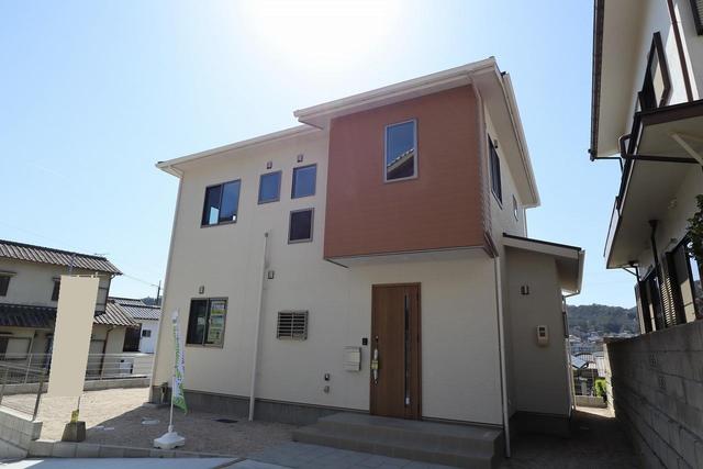 townhouse 広島県呉市焼山桜ヶ丘２丁目 地図を見る