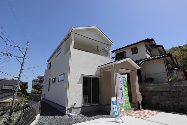 townhouse 広島県呉市焼山桜ヶ丘３丁目 地図を見る
