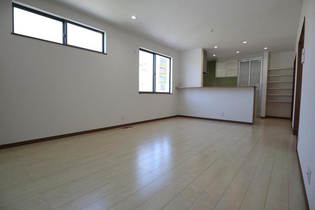 townhouse 広島県呉市焼山桜ヶ丘３丁目 地図を見る