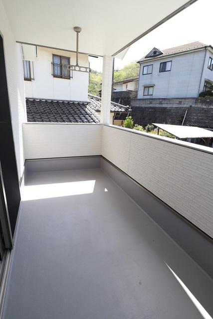 townhouse 広島県呉市焼山桜ヶ丘３丁目 地図を見る