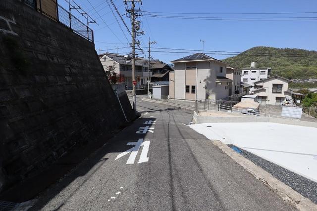 townhouse 広島県呉市焼山桜ヶ丘３丁目 地図を見る