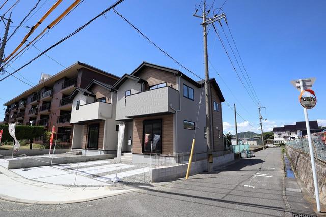 townhouse 広島県呉市焼山東３丁目 地図を見る
