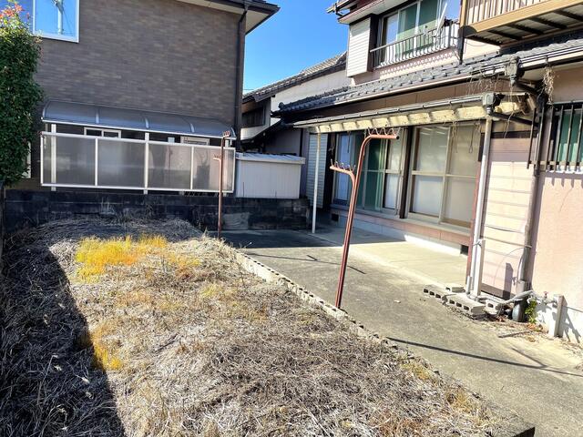 detached 徳島県板野郡板野町大寺字亀山西 地図を見る