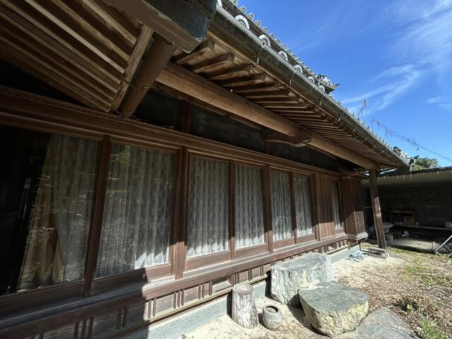 detached 徳島県吉野川市山川町忌部山 地図を見る