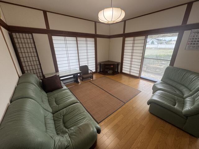 detached 徳島県板野郡藍住町東中富字東傍示 地図を見る