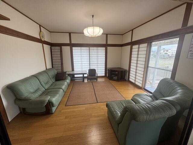 detached 徳島県板野郡藍住町東中富字東傍示 地図を見る