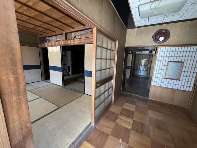detached 徳島県鳴門市撫養町斎田字浜端北 地図を見る