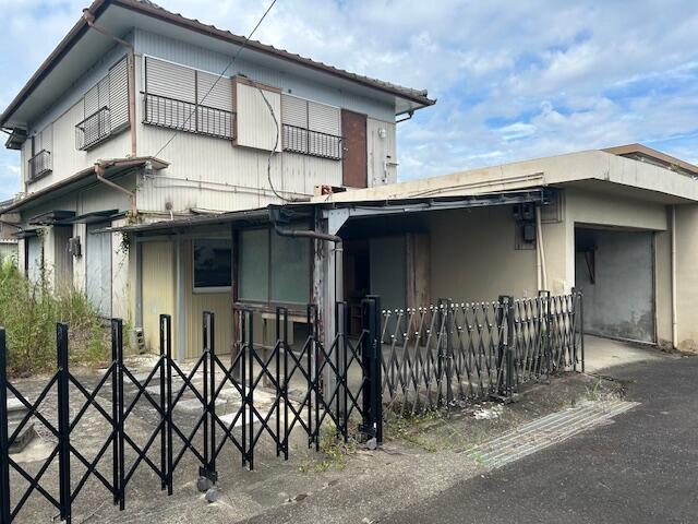 detached 徳島県名西郡石井町石井字石井 地図を見る