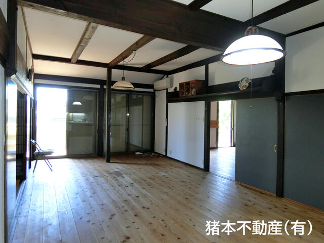 detached 徳島県阿波市土成町土成字実安 地図を見る