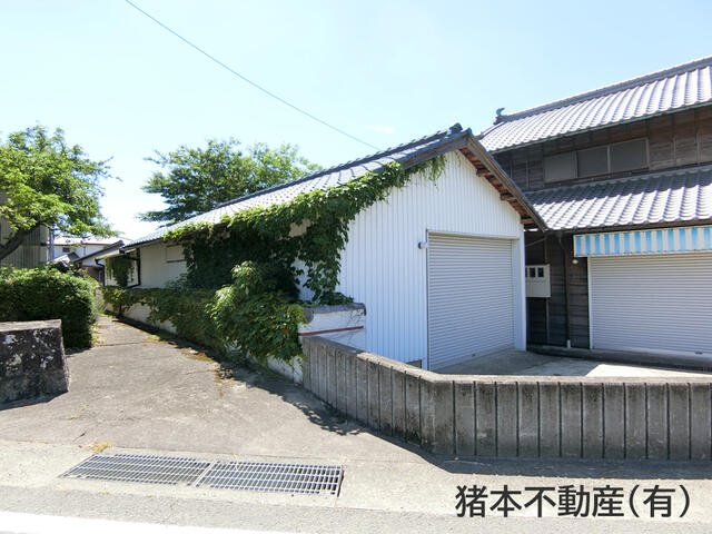 detached 徳島県阿波市土成町土成字実安 地図を見る