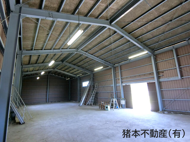 detached 徳島県阿波市土成町土成字実安 地図を見る