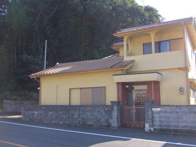 徳島県小松島市の一戸建て | 380万円 | 4LDK | 160.56m² | Akiyama house finder