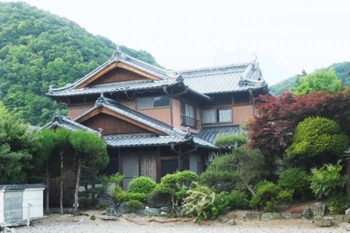 detached 徳島県三好郡東みよし町昼間字上光明寺 地図を見る