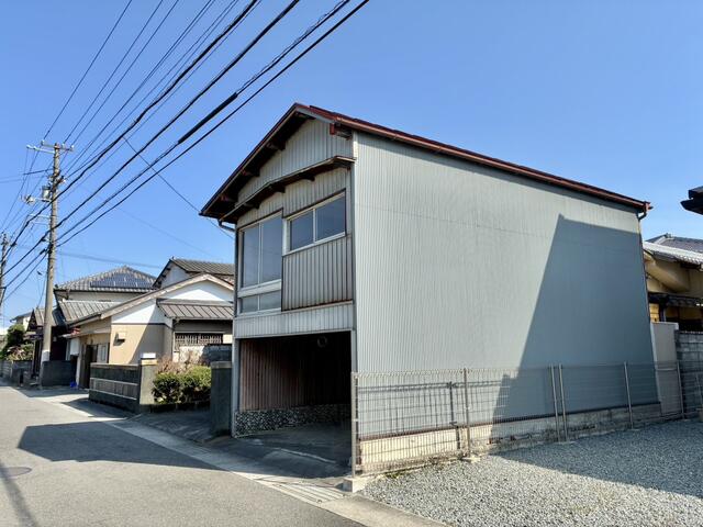 detached 徳島県吉野川市鴨島町西麻植字広畑 地図を見る