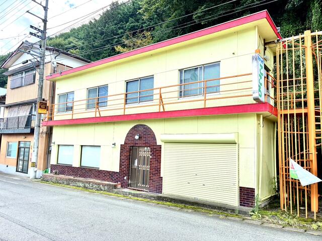 detached 徳島県美馬郡つるぎ町半田字中藪 地図を見る