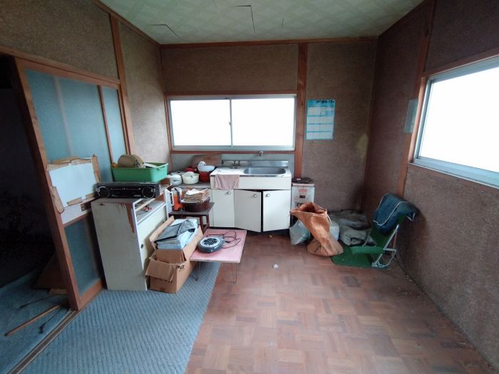 detached 徳島県阿波市吉野町柿原字ヒロナカ 地図を見る
