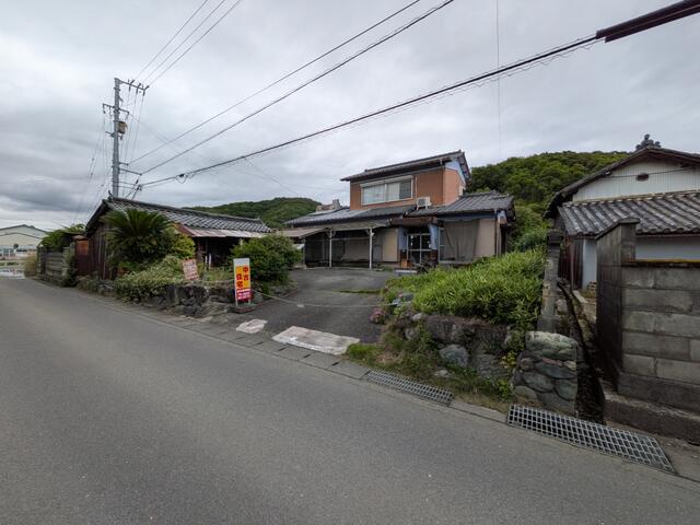 detached 徳島県阿波市土成町秋月字伊月 地図を見る