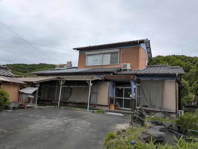 detached 徳島県阿波市土成町秋月字伊月 地図を見る