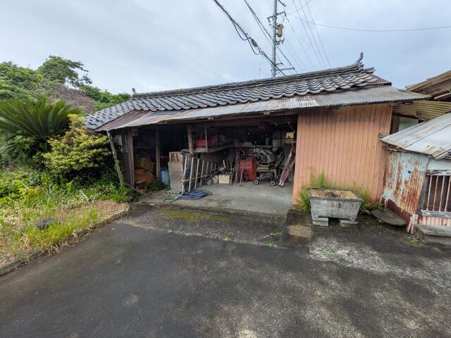 detached 徳島県阿波市土成町秋月字伊月 地図を見る