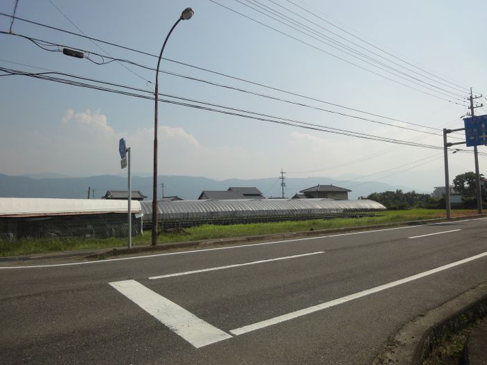 北東より