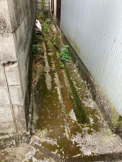 detached 徳島県名西郡石井町浦庄字上浦 地図を見る