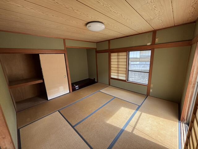 detached 徳島県名西郡石井町石井字石井 地図を見る