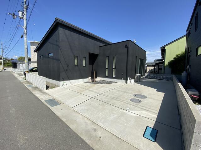detached 徳島県板野郡北島町北村字西久保 地図を見る