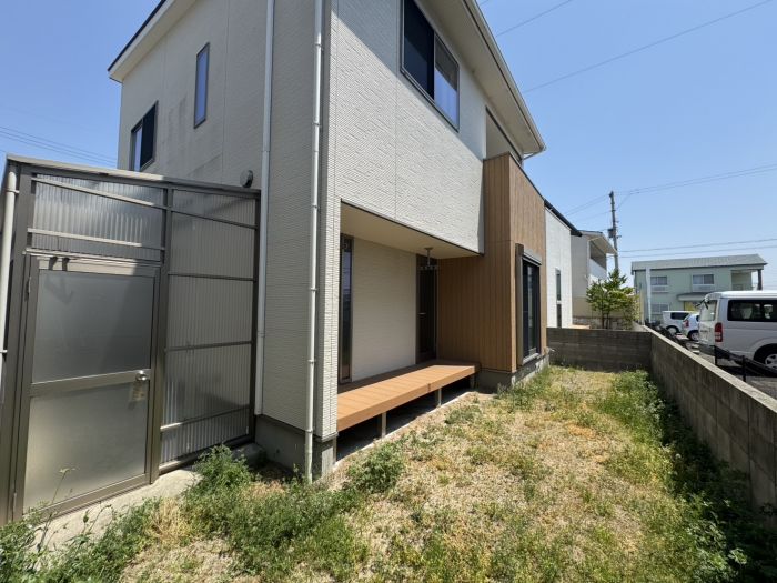 detached 徳島県板野郡藍住町奥野字長江口 地図を見る