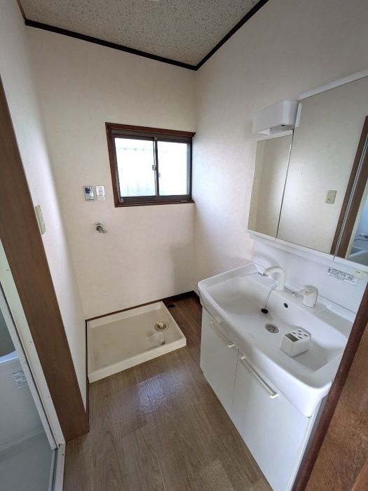 detached 徳島県板野郡藍住町東中富字朏傍示