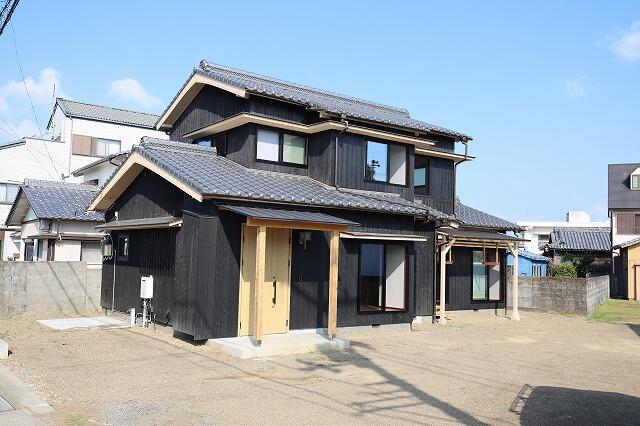 徳島県小松島市の一戸建て | 1880万円 | 5DK | 566.98m² | Akiyama house finder