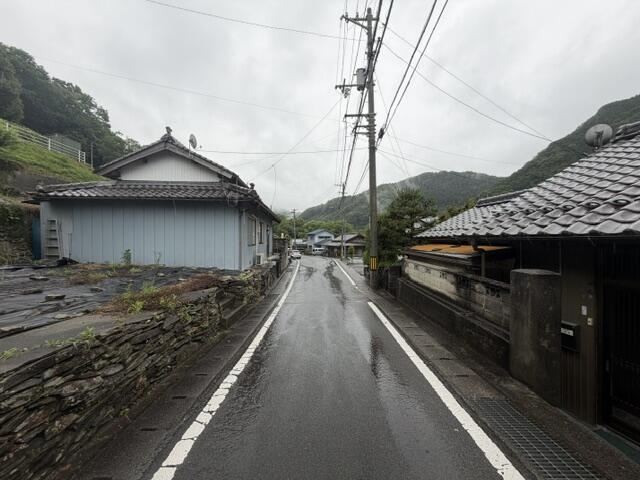 detached 徳島県三好市池田町中西イバ 地図を見る