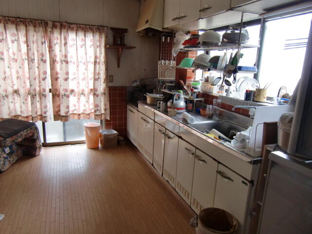 detached 徳島県阿波市市場町市場字上野段 地図を見る