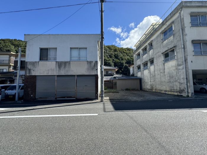 detached 徳島県三好市池田町中西フロノタニ 地図を見る