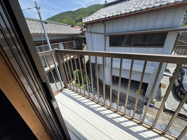 detached 徳島県三好市池田町中西サコダ 地図を見る