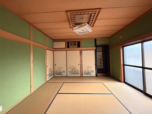 detached 徳島県三好市三野町太刀野山
