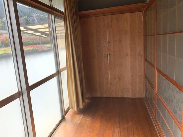 detached 徳島県三好市井川町西井川