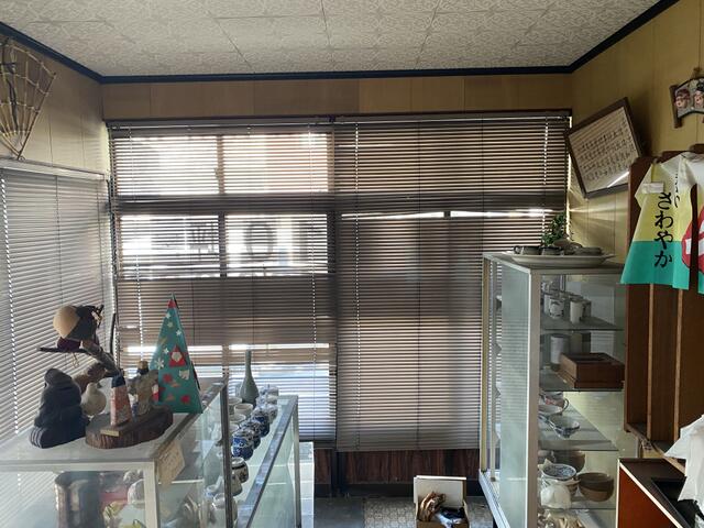 表側の店舗。店舗内の残置物全て撤去します。／撮影日2025-04-01