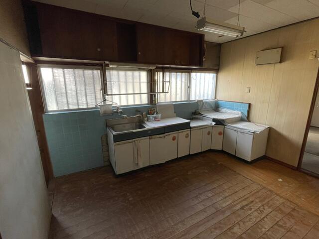 キッチン／自然光が入る明るいキッチン・ダイニング