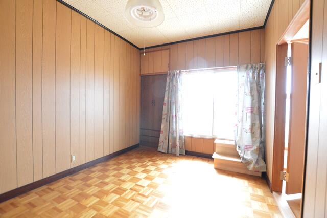 リビング以外の居室／２Ｆ南東洋室