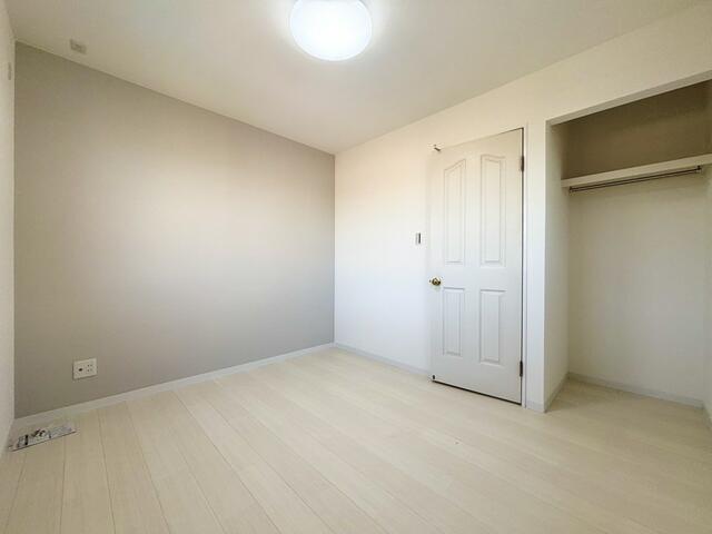 リビング以外の居室／２階北東側洋室