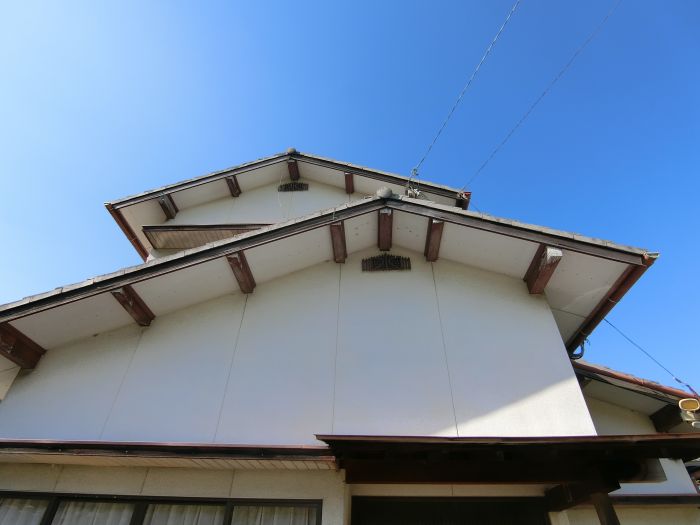 建物正面側軒天状況