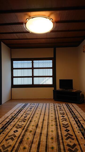 リビング以外の居室／現賃借人入居前（約６年前）の写真です。