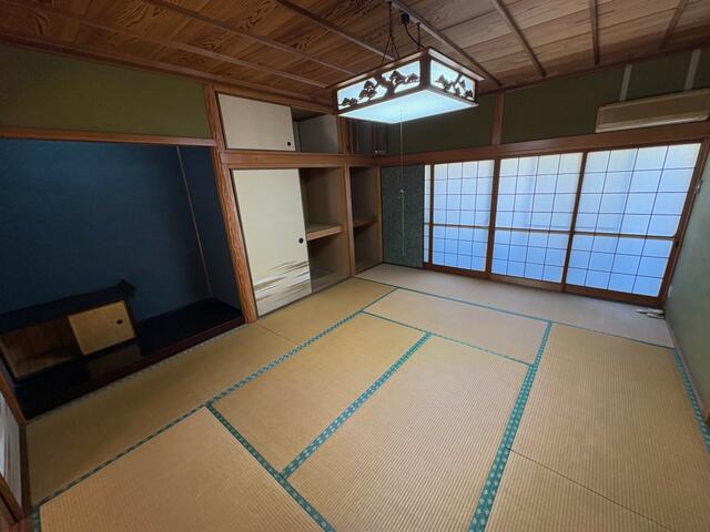 リビング以外の居室／１階北西和室