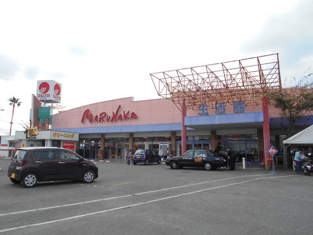 マルナカ宇多津店 (694m)