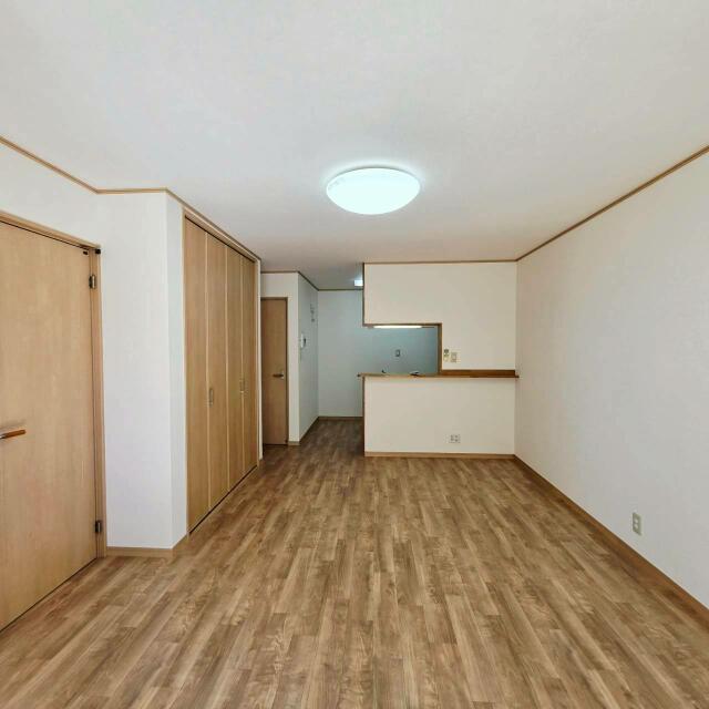 リビング以外の居室／１４帖のＬＤＫ