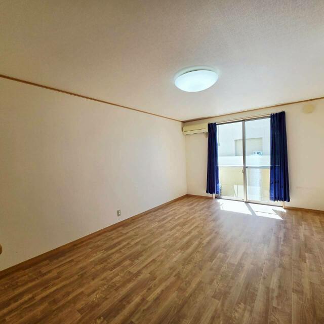 リビング以外の居室／１４帖のＬＤＫ