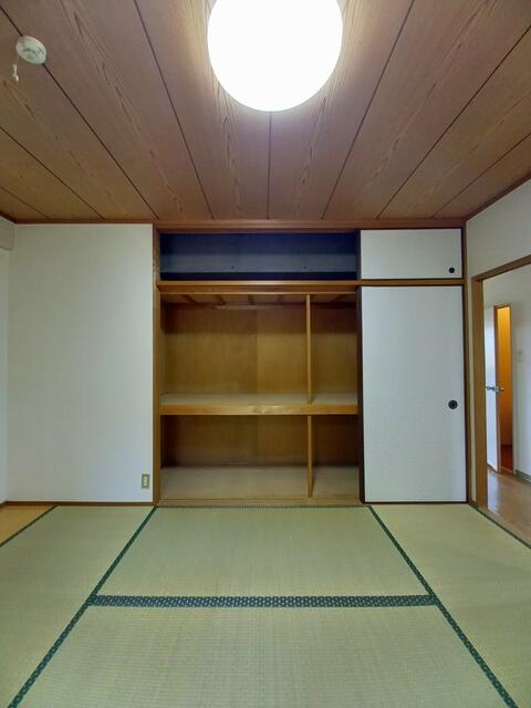 リビング以外の居室／和室６畳